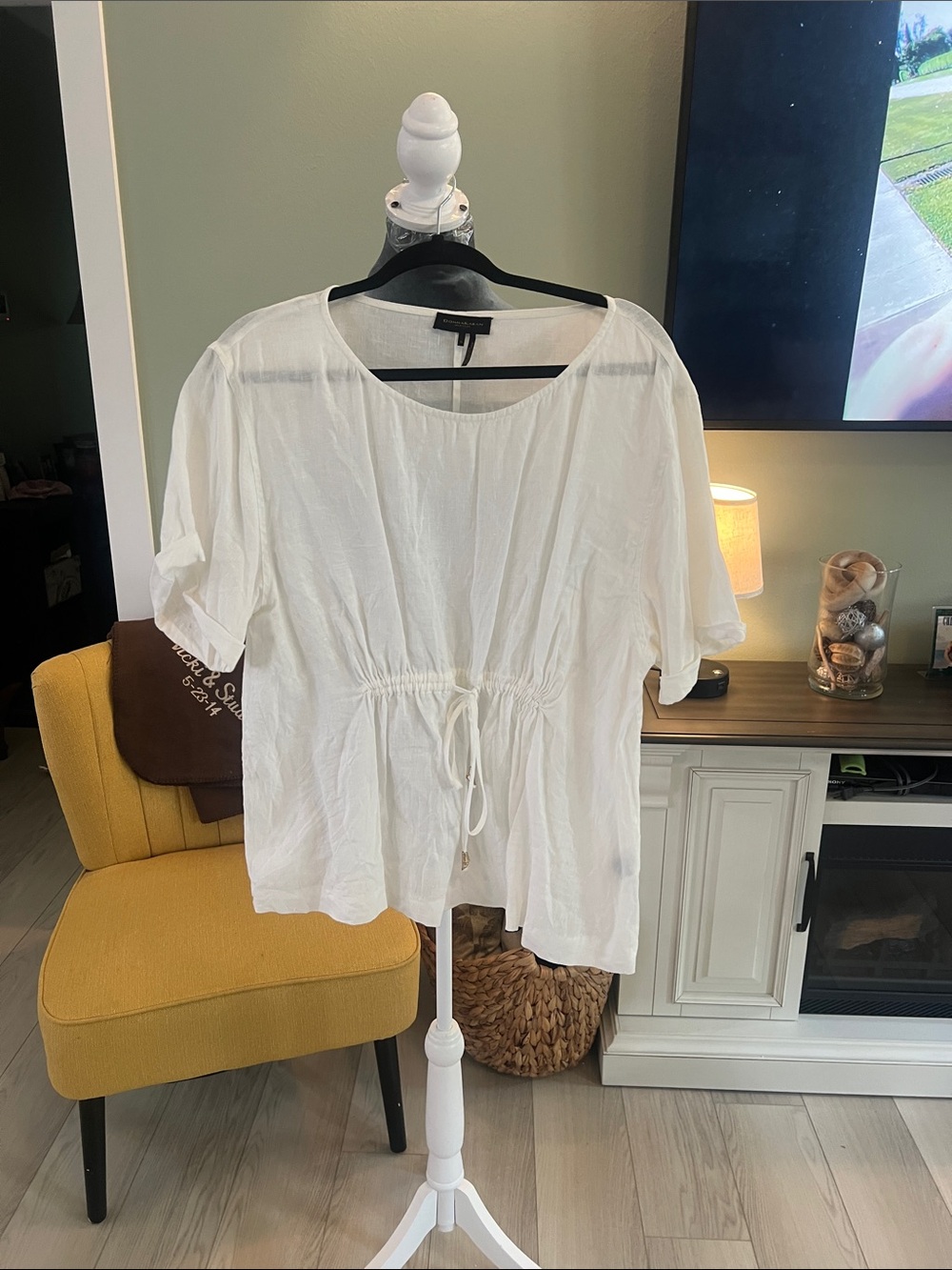 Donna Karan White Drawstring Waist Short Sleeve Blouse